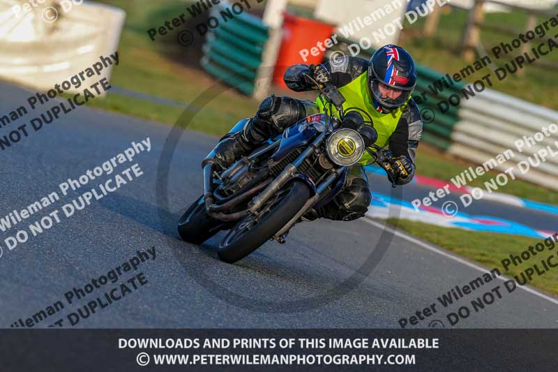 PJM Wedding Photography;enduro digital images;event digital images;eventdigitalimages;mallory park;mallory park photographs;mallory park trackday;mallory park trackday photographs;no limits trackdays;peter wileman photography;racing digital images;trackday digital images;trackday photos
